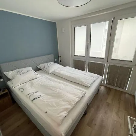 8 Apartamento *