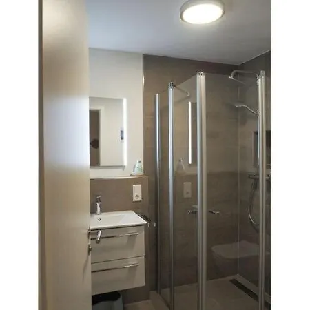 8 Apartamento